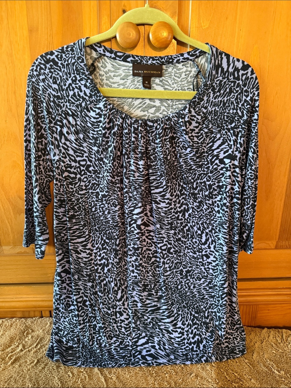 Dana Buchman Black &Light purple Animal-Print Scoop Neck 3/4 Sleeve Top -Medium